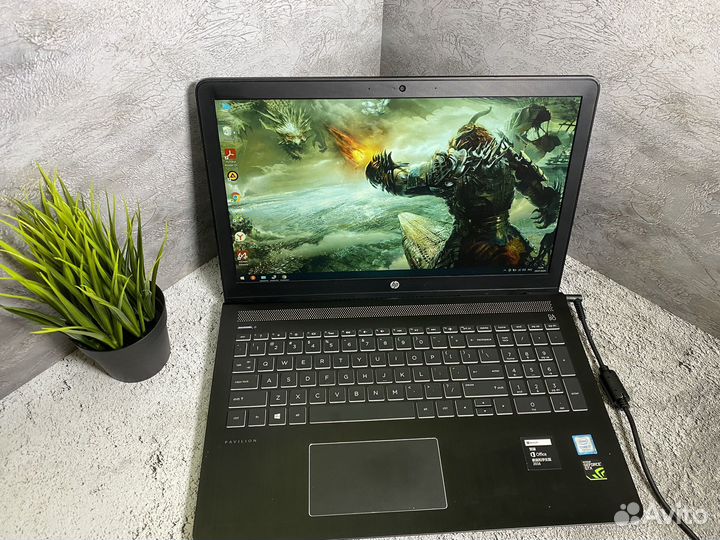 Игровой ноутбук HP i7/GTX 1050/Full HD/SSD