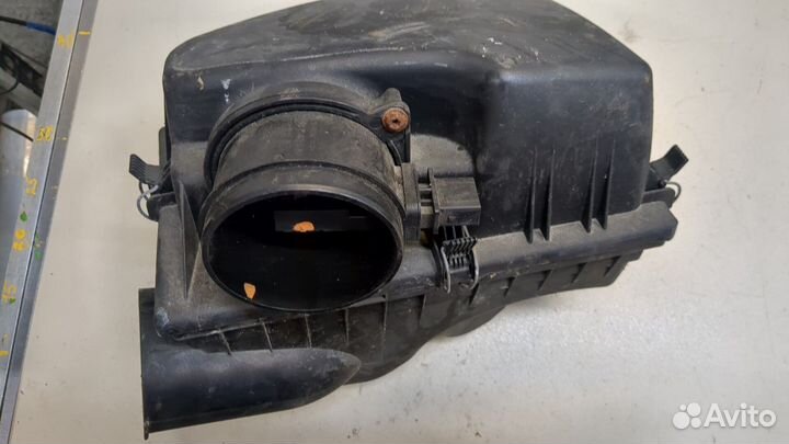 Корпус воздушного фильтра BMW 5 E60, 2005