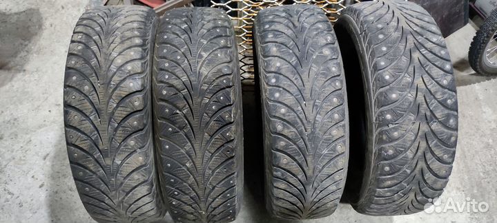 Goodyear UltraGrip Extreme 195/65 R15 91T