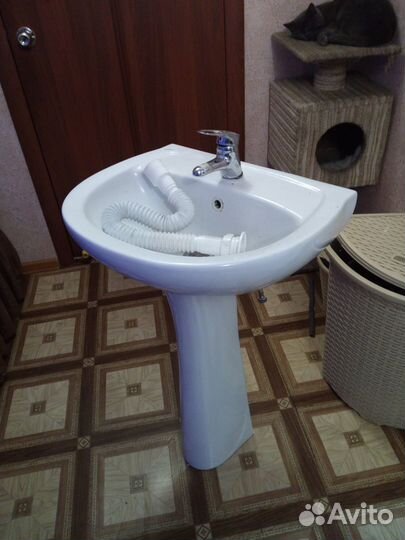 Раковина в ванную с тумбой