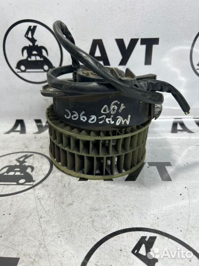 Моторчик печки mercedes 190