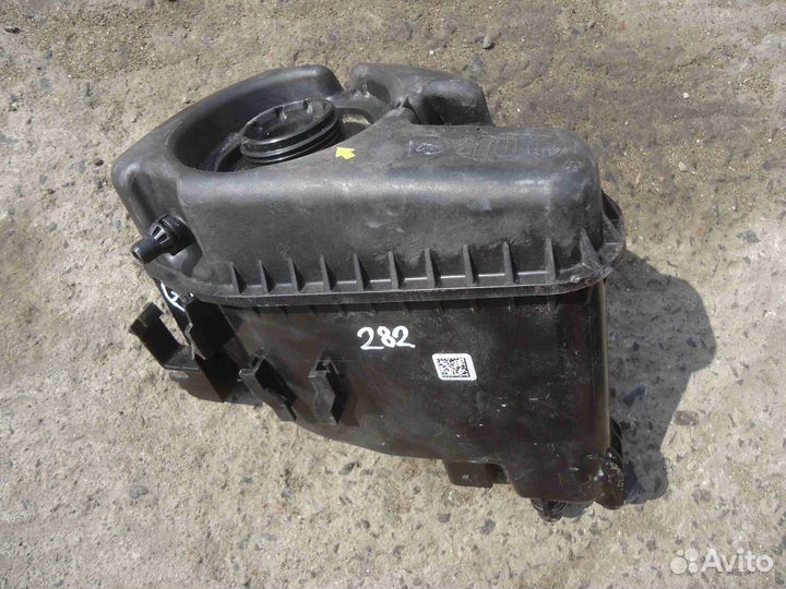 Бачок расширительный на BMW 5 G30/G31 2021 9846642