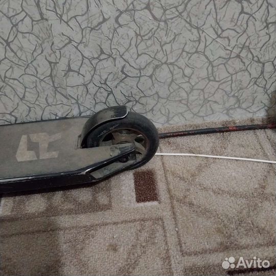 Трюковой самокат