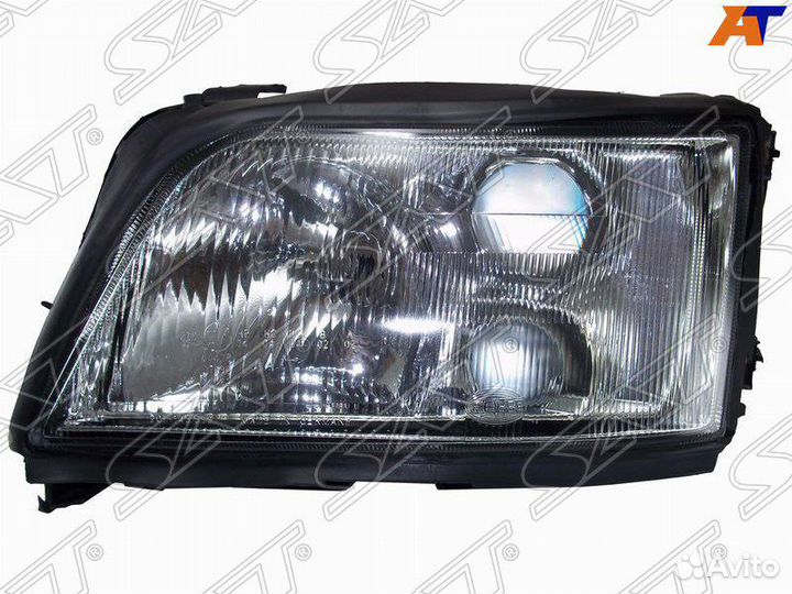 Фара левая Audi A6 C4