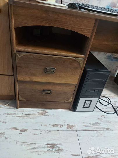 Компьютерный стол бу