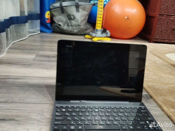 Asus планшет-трансформер