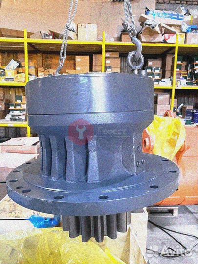 Редуктор поворота Kobelco