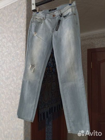 Джинсы