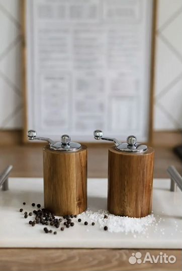 Мельница для специй деревянная