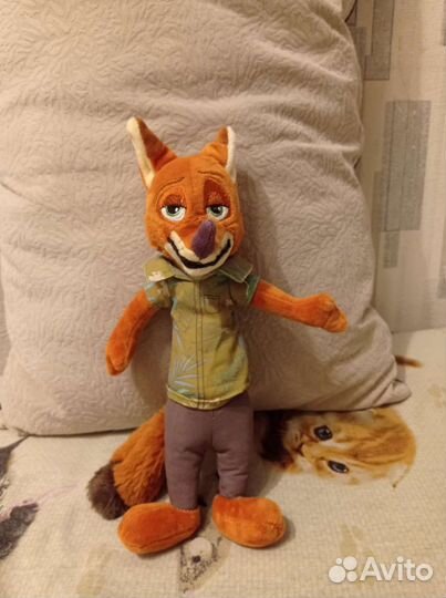 Плюшевый лис