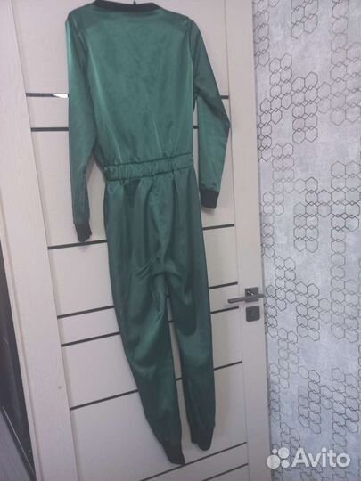 Комбинезон женский