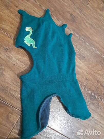 Шапка динозавр