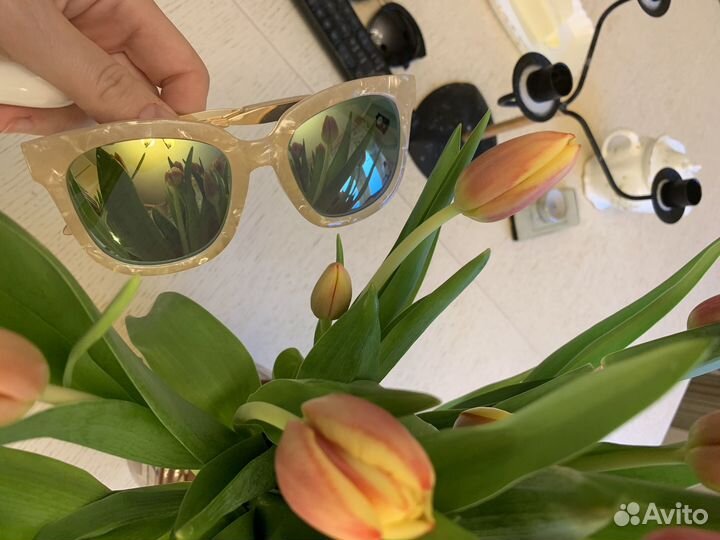 Солнцезащитные очки