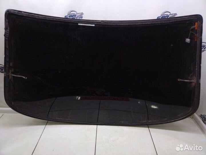 Стекло заднее Mercedes-Benz E 200 W 210 2.0 M111