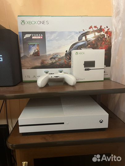 Xbox One S 1tb
