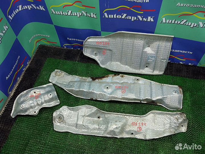 Тепловой экран Lexus LX570