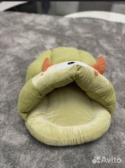 Домик,лежанка для кошек