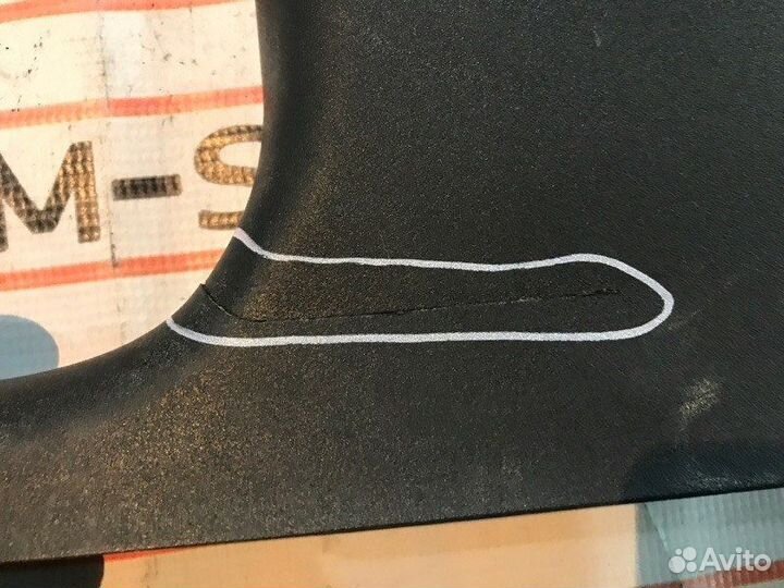 Обшивка стойки левая Mercedes-Benz E-Class W210