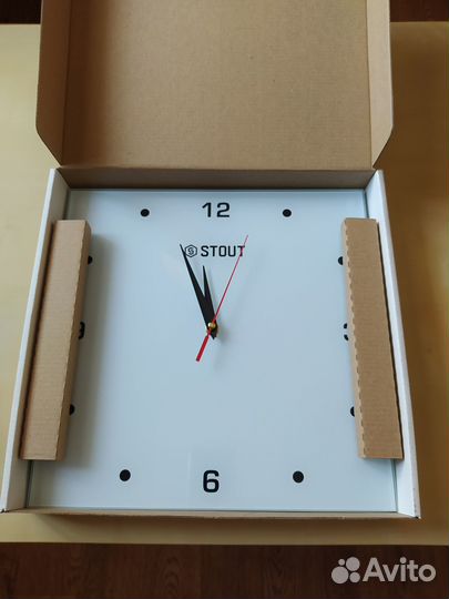 Часы интерьерные кварцевые