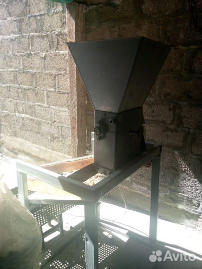 Продам орехокол