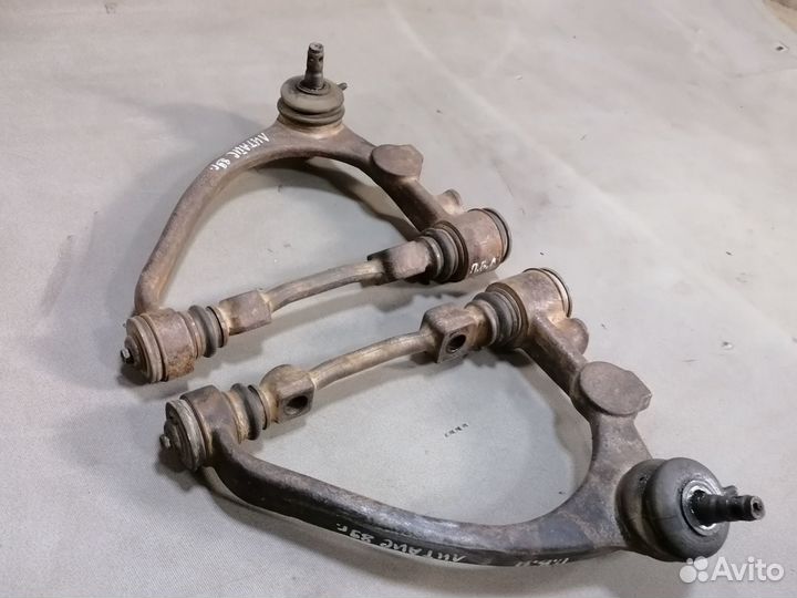 Рычаг подвески Toyota Lite Ace 1989 3Y, перед.верх