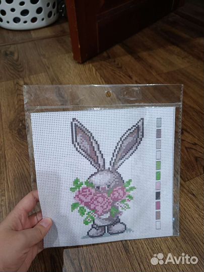 Две вышивки + пяльце