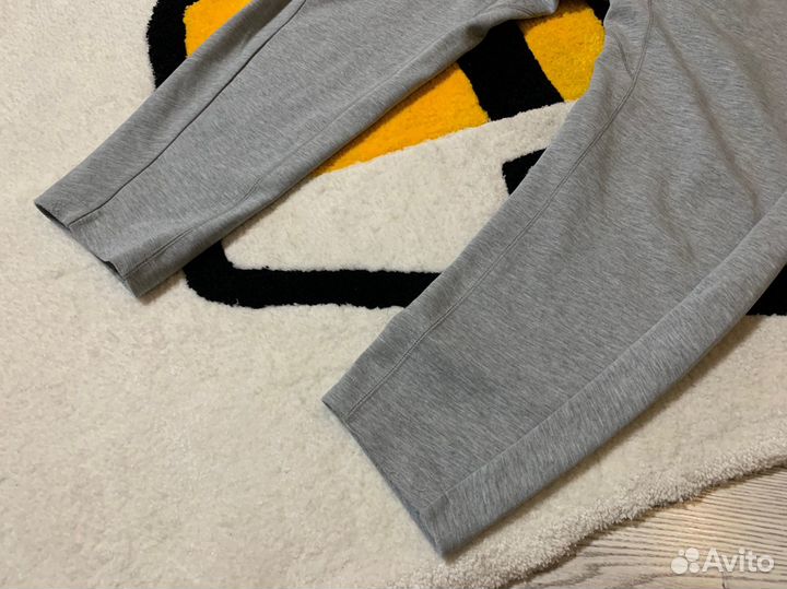 Спортивные штаны Nike Tech Fleece L оригинал