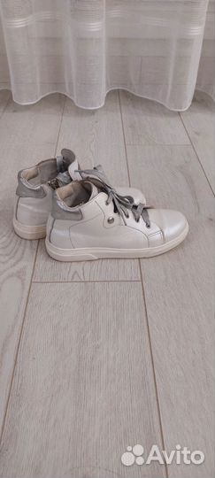 Ботинки на девочку