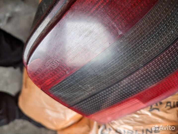 Фонари задние golf 4 hella black