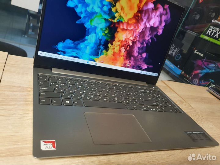 Современный ноутбук 2020года ssd 512, oзу ddr4 8гб