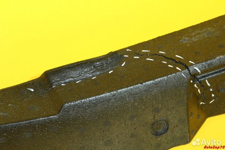 VW Phaeton Абсорбер заднего бампера