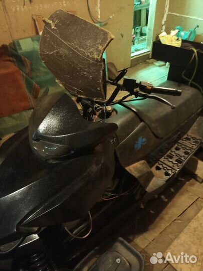Продам Снегоход авм wind 320