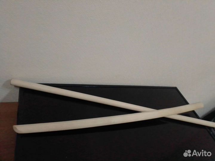 Дзе и меч (деревянное оружие для айкидо)