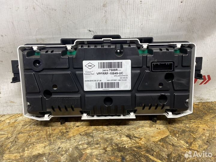 Renault Kaptur щиток приборов