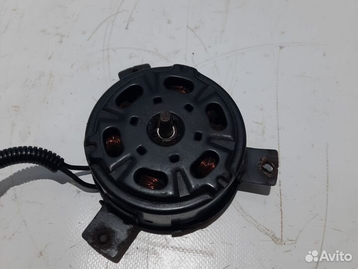 Моторчик вентилятора Kia cerato 3 YD 2015 2.0