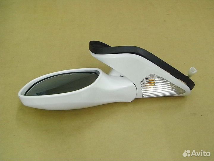 Зеркало с указателем поворота правое белый WH-005P