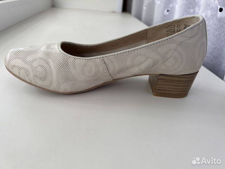 Туфли женские