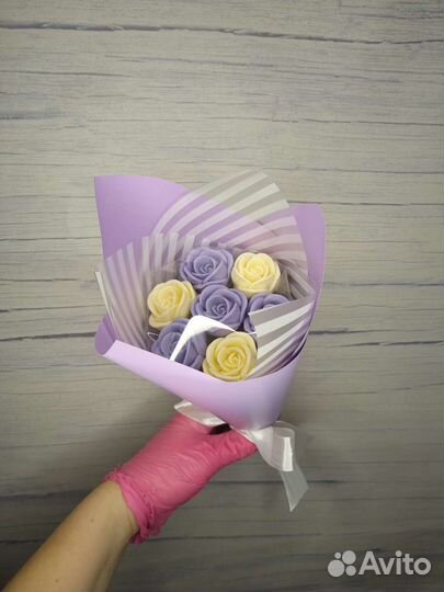 Шоколадные розы букет цветов на день воспитателя