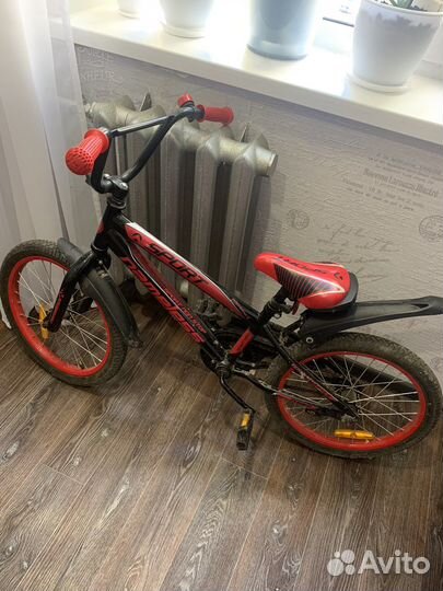 Велосипед детский. 18 колеса