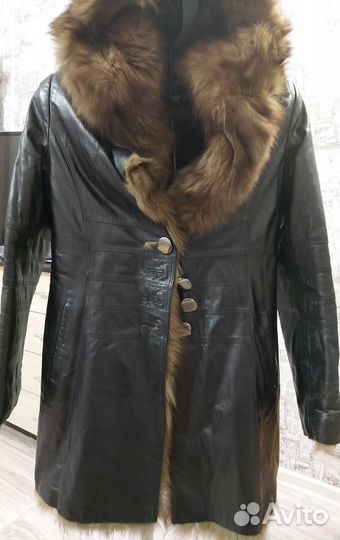 Дубленка с капюшоном, натуральный мех