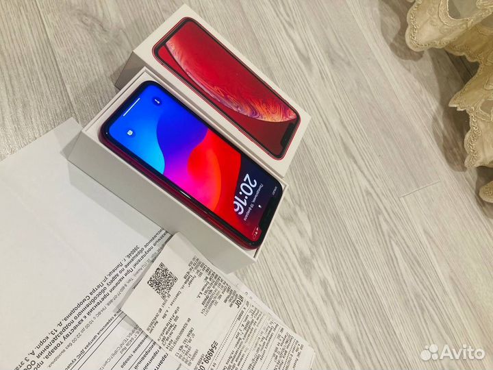 iPhone Xr, 64 ГБ