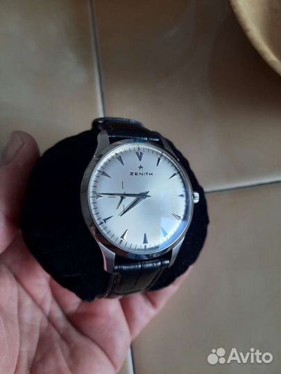 Часы zenith ultra