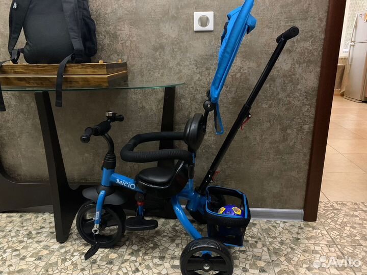 Новый трехколесный велосипед