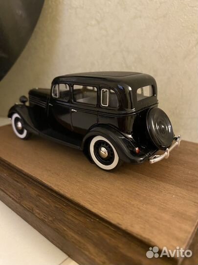 Модель авто 1:43