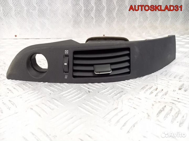 Дефлектор воздушный Toyota Corolla Verso