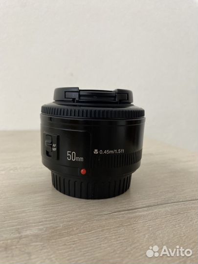 Объектив Canon yongnuo 50мм F1.8