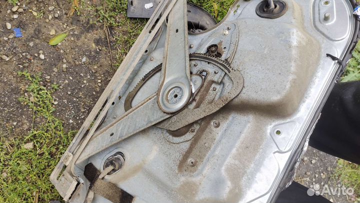 Стеклоподъёмник передний левый focus 2