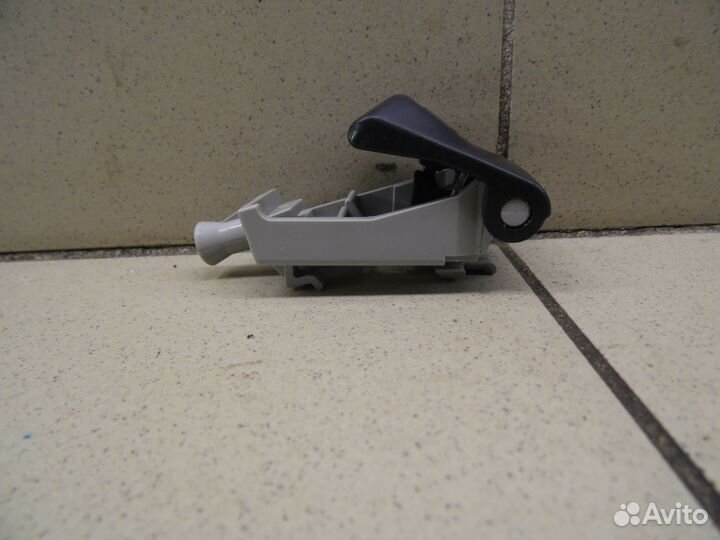 Ручка открывания лючка бензобака Hi Lux 2015