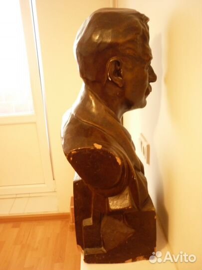 Бюст И.В.Сталина1933г.музейный экспонат,коллекция