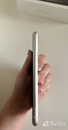 Телефон iPhone xr